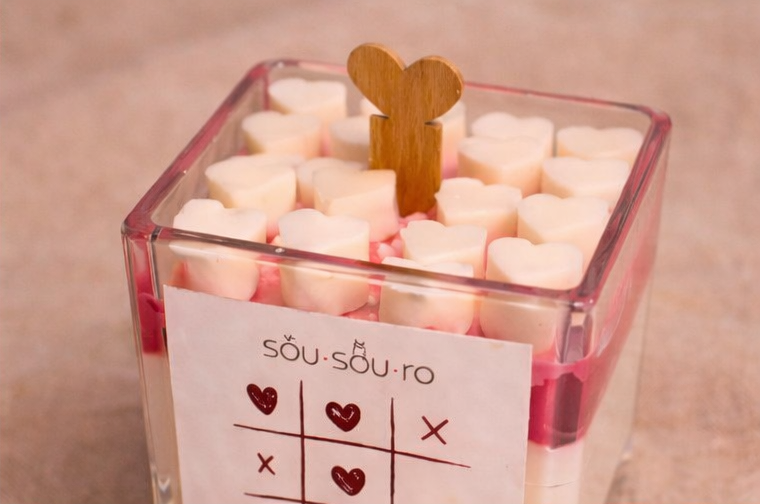 Love Tic Tac Toe | Κερί Σόγιας